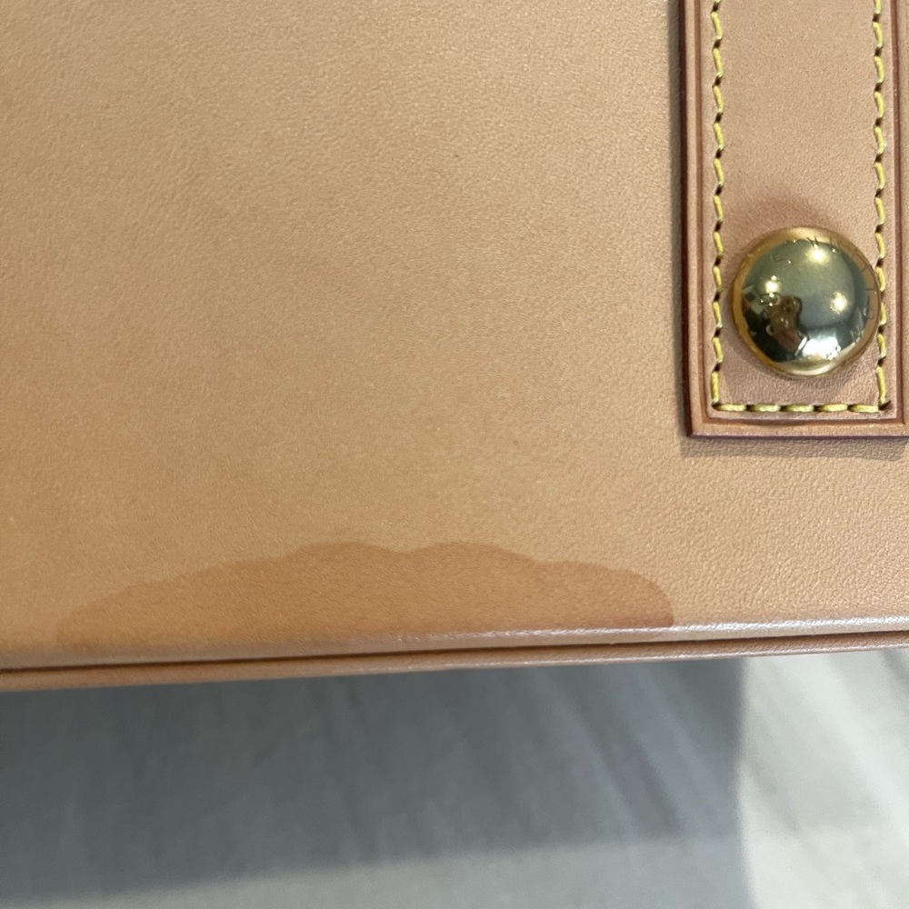 Louis Vuitton bag - Picture 7 of 9